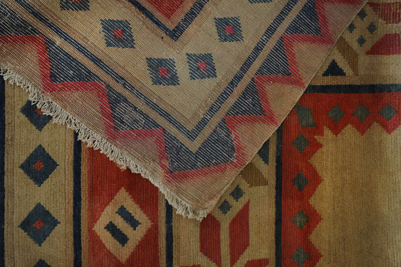 Rare Room Size Open Field Antique Tibetan Rug In Fair Condition For Sale In Milan, IT